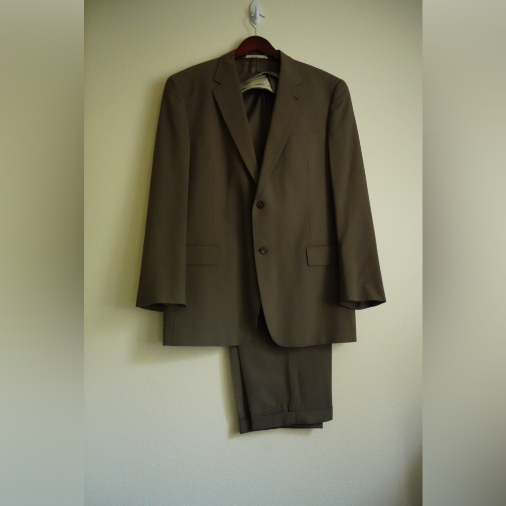 Joseph Abboud 2Piece Wool Suit 42l